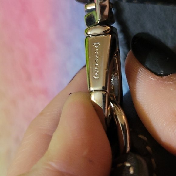 Coach - Picture 5 of 5